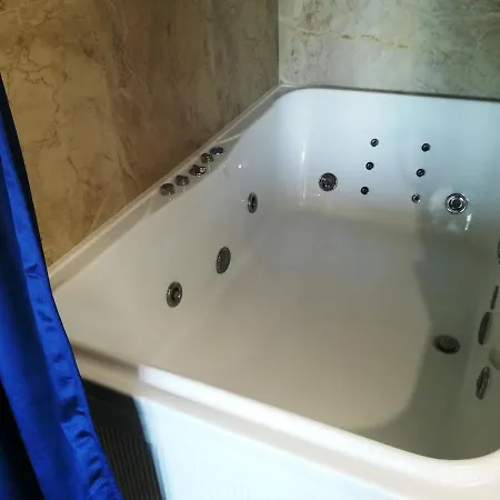 Aparthotel Jacuzzi Grand Apart-Complex Kaskad, Минск - Центр Города