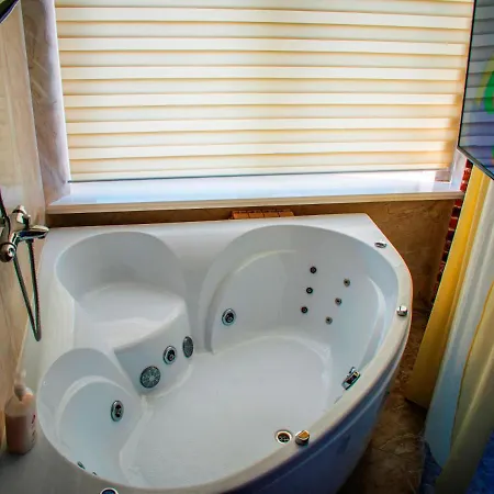Aparthotel Jacuzzi Grand Apart-Complex Kaskad, Минск - Центр Города